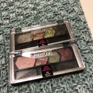 2 makeup palettes